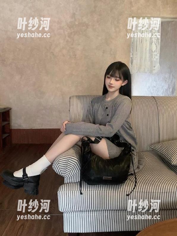 17c吃瓜app等你来用，轻松导航瓜圈新闻乐趣无限！