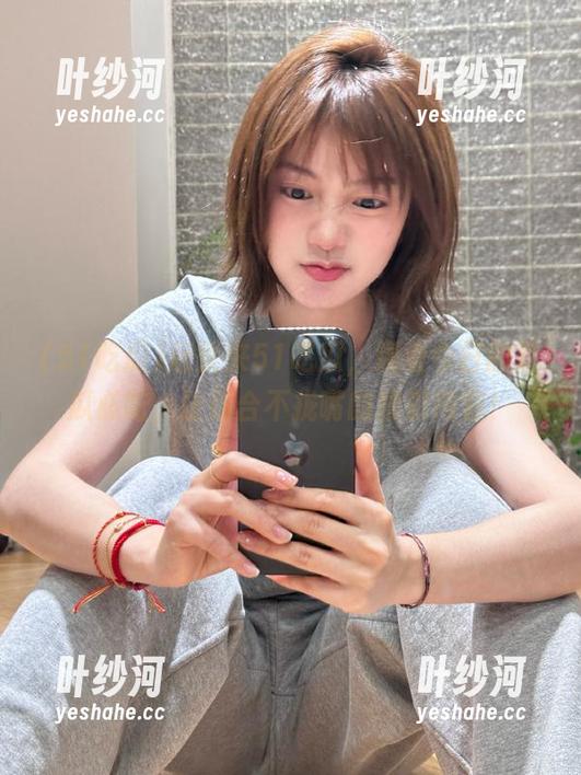 51吃瓜 赶快来51吃瓜,观看今日的吃瓜必吃,让你合不拢嘴的精彩内容!