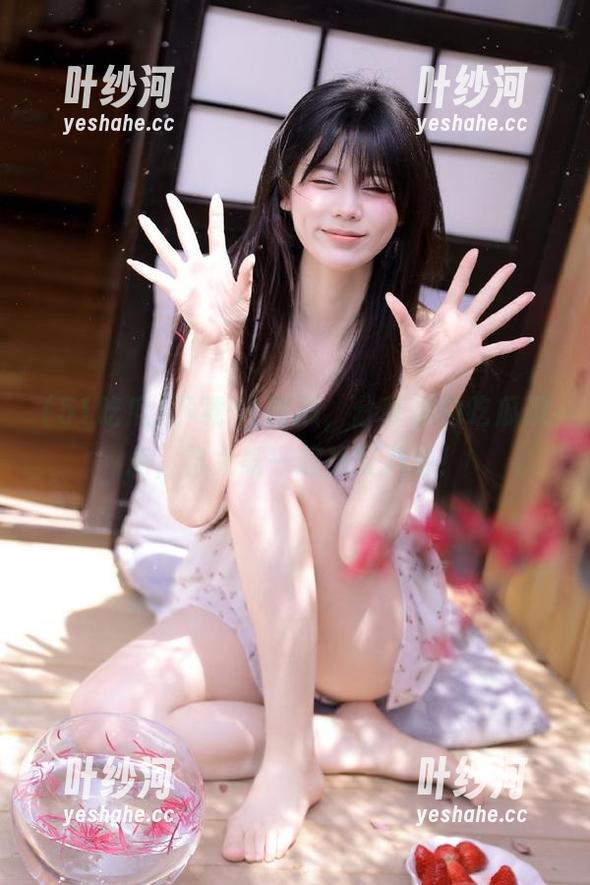 下载51吃瓜，分享你的吃瓜观点，与大家一起热议八卦！