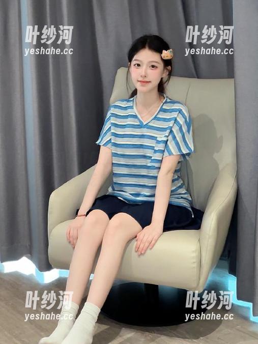 51吃瓜全网App带来最新娱乐资讯，吃瓜小伙伴必备利器！