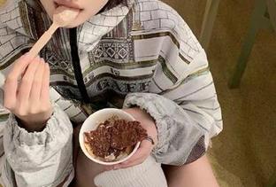 51吃瓜网官网带你畅玩,夸克带来无尽快乐与惊喜!