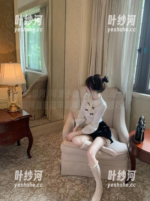 可爱小助手为你揭晓：51吃瓜网浏览器苹果版下载破解技巧！