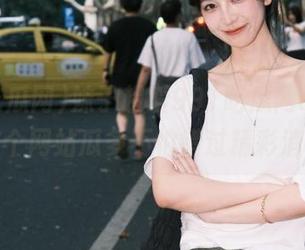 妹子超爱991吃瓜网app，这个网站瓜多不怕错过精彩消息