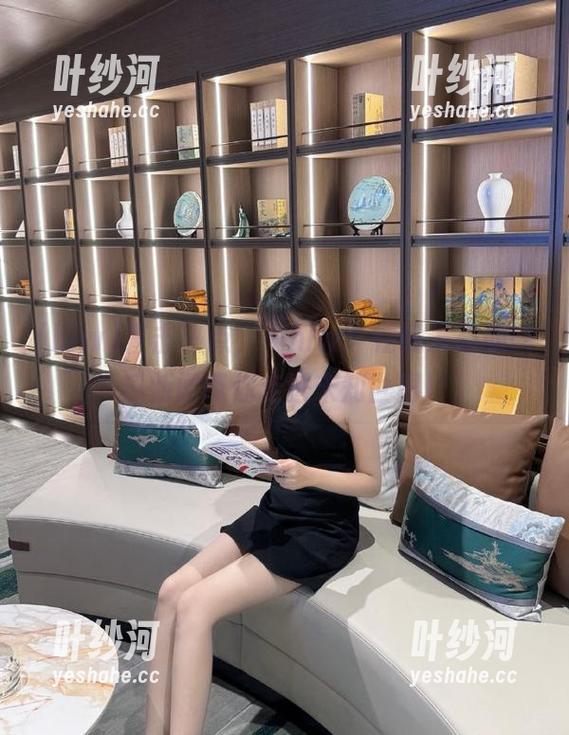 hlw 直击热点,“hlw”在线发布的吃瓜新闻带你走进未知世界!