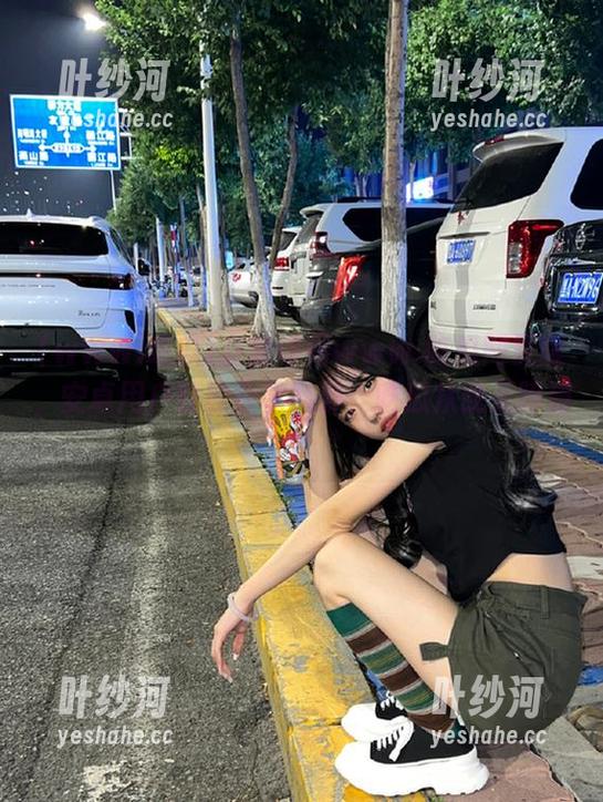 立刻访问www.吃瓜网页版，安卓用户轻松分享八卦，吃瓜从此无障碍！