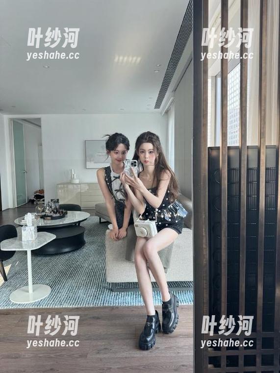 zzzttt Zzzttt为你开启直达吃瓜内容的传送门,快来一起享受吧!