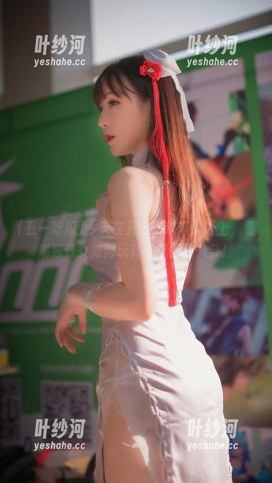 五一吃瓜 今天在五一吃瓜苹果版上,看娜娜修女如何玩转吃瓜圈的八卦!