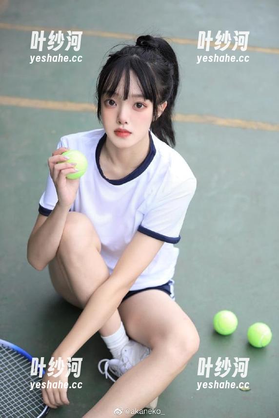 观看‘五一吃瓜今日吃瓜娜娜’，无意间发现瓜界的奇葩真相！