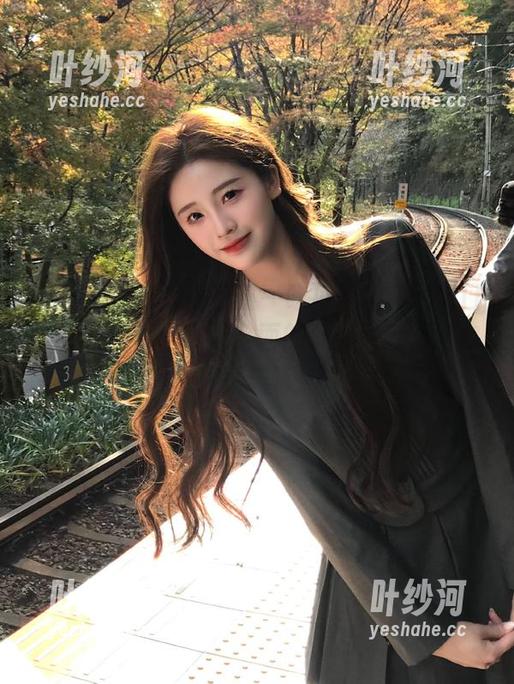 探索五一吃瓜网站官网入口，首页为你呈现最全面的瓜类资讯，让你尽享美味！