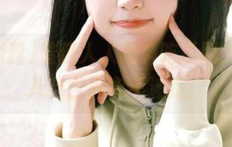 最新人人黑料吃瓜网，让你在八卦世界永不迷路！