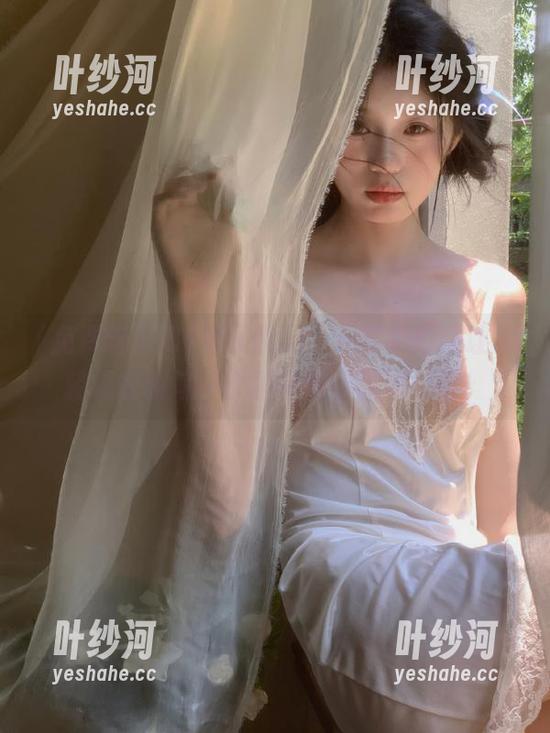 免费吃瓜网 加入我们,免费吃瓜网让你轻松收藏每一个精彩的资源和故事!