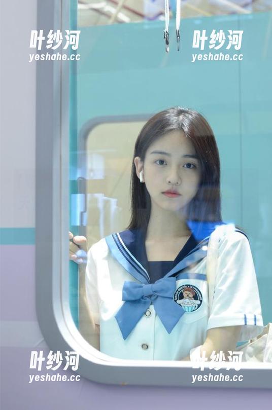 吃瓜天堂 想要轻松“吃瓜”?来“吃瓜天堂”导航,永不迷路,乐趣无限等着你!