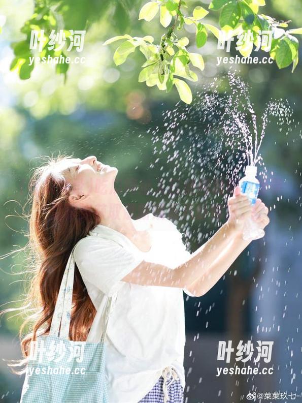 吃瓜网址入口使用说明，登录后即刻获取最新娱乐八卦情报。