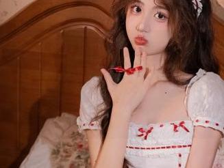 动漫游戏圈子热议：扒哥黑料吃瓜网的秘密，快来点击链接查阅相关网址！