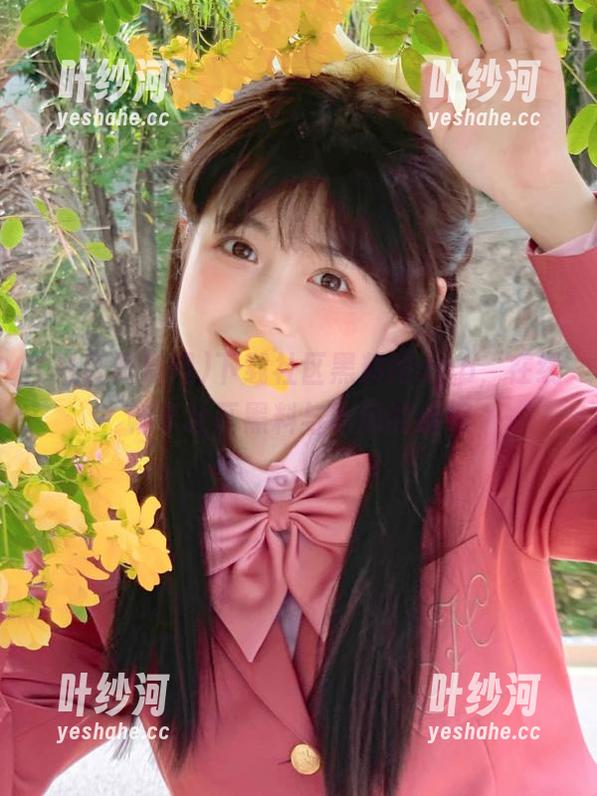 下载社区黑料网app，在线畅享社区黑料与吃瓜的乐趣