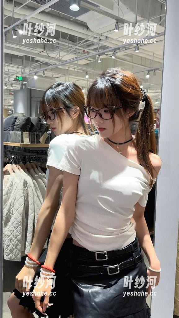 黑料不打烊 黑料不打烊,万里长征登陆iOS,让你吃瓜不间断,时刻在线