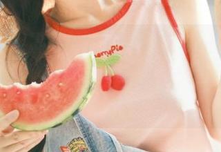 从“万篇长征黑料正能量”首页，解读娱乐圈中的黑暗秘密与正向力量