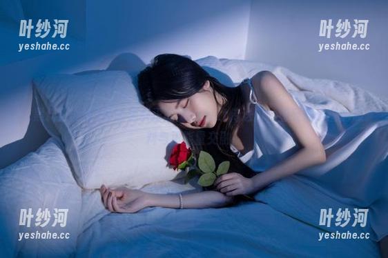 黑料正能量 登录黑料正能量zzzttt传送门,感受娱乐圈的黑料与正能量交融。