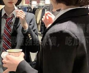 万里长征篇黑料永久不打烊苹果版强势来袭，吃瓜不停歇