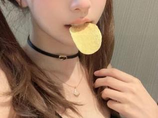 黑料网让你放松，别忘了收藏这个吃瓜网址哦！