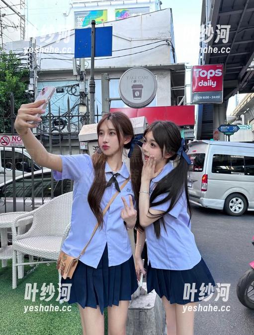 在线畅游“黑料网”：你不可错过的吃瓜传送门！